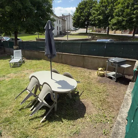 Le De L'etoile * Baccarat